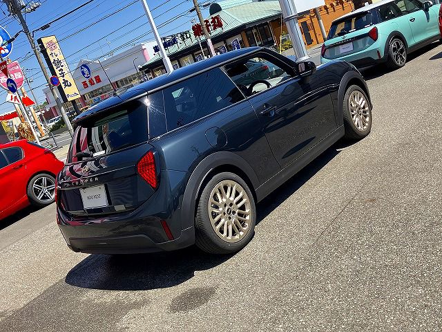 F66 MINI Cooper C 3Dr