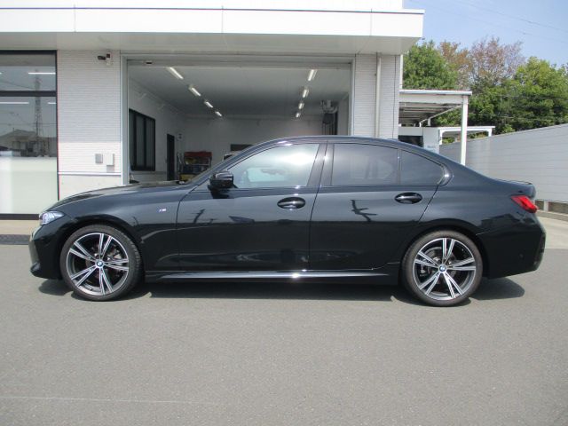 320d xDrive Berline RHD