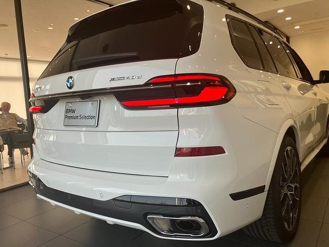 X7 xDrive40d RHD US