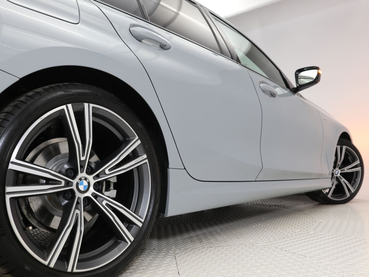 320d xDrive Berline RHD