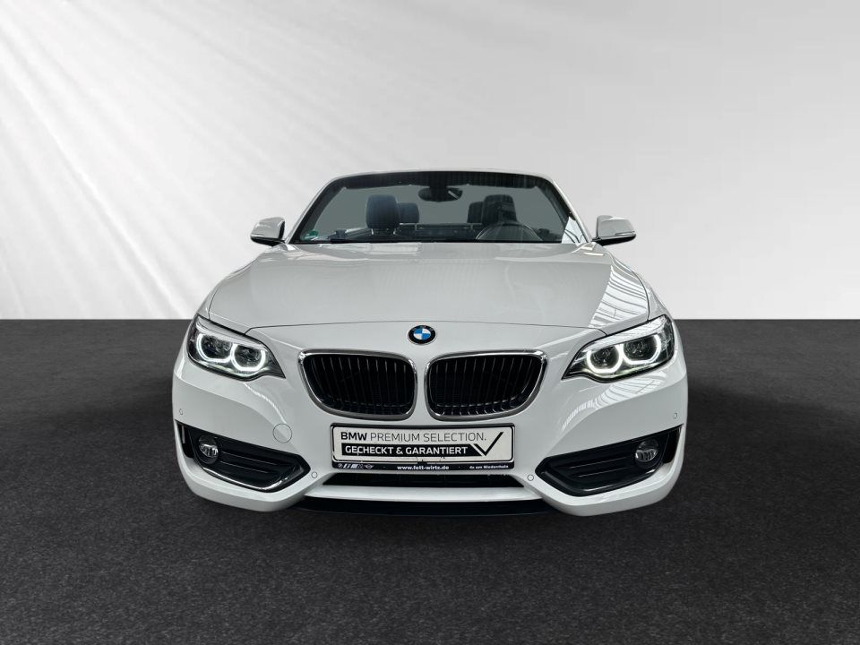 BMW 218