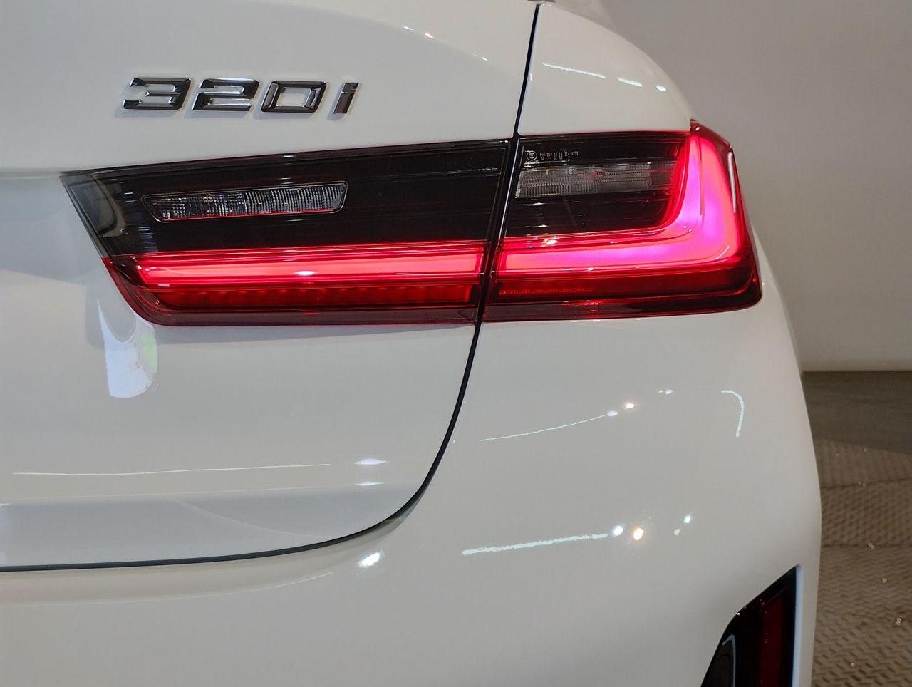 G20 320i Saloon LCI RHD MX