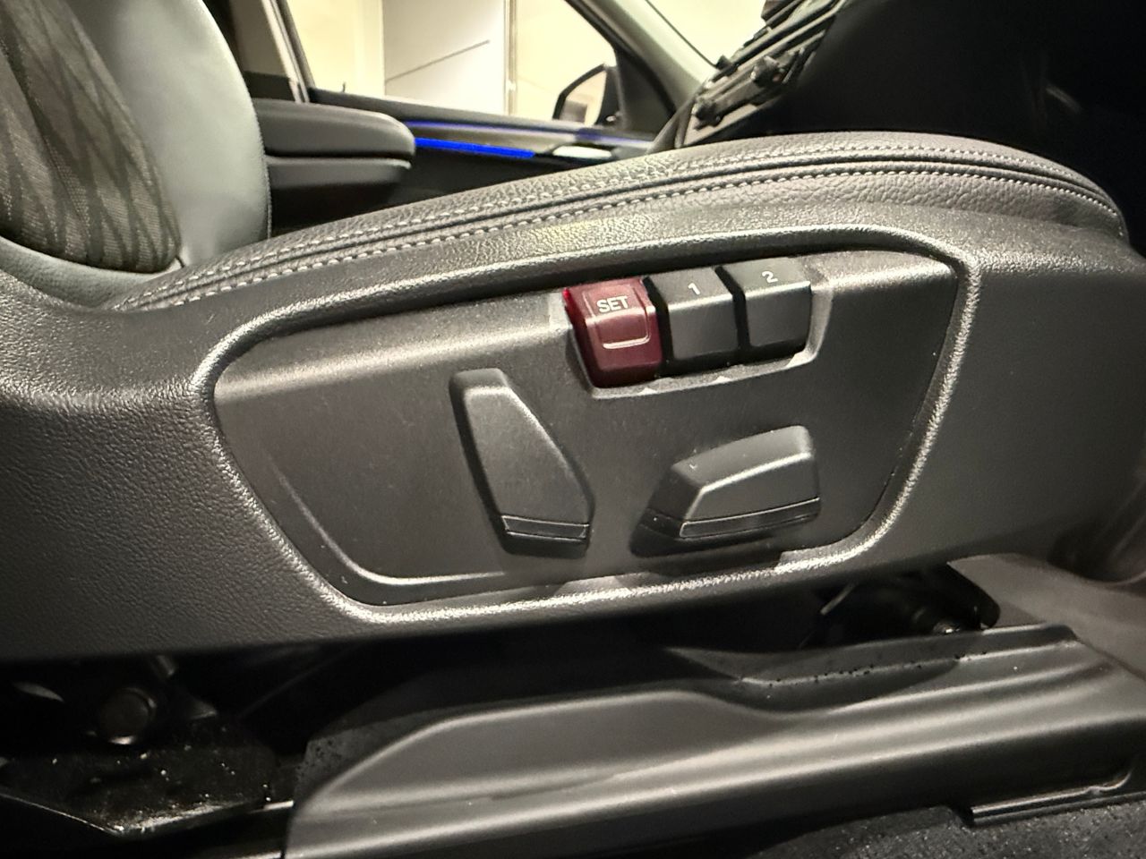 F48 X1 xDrive18d B47 2.0d LCI
