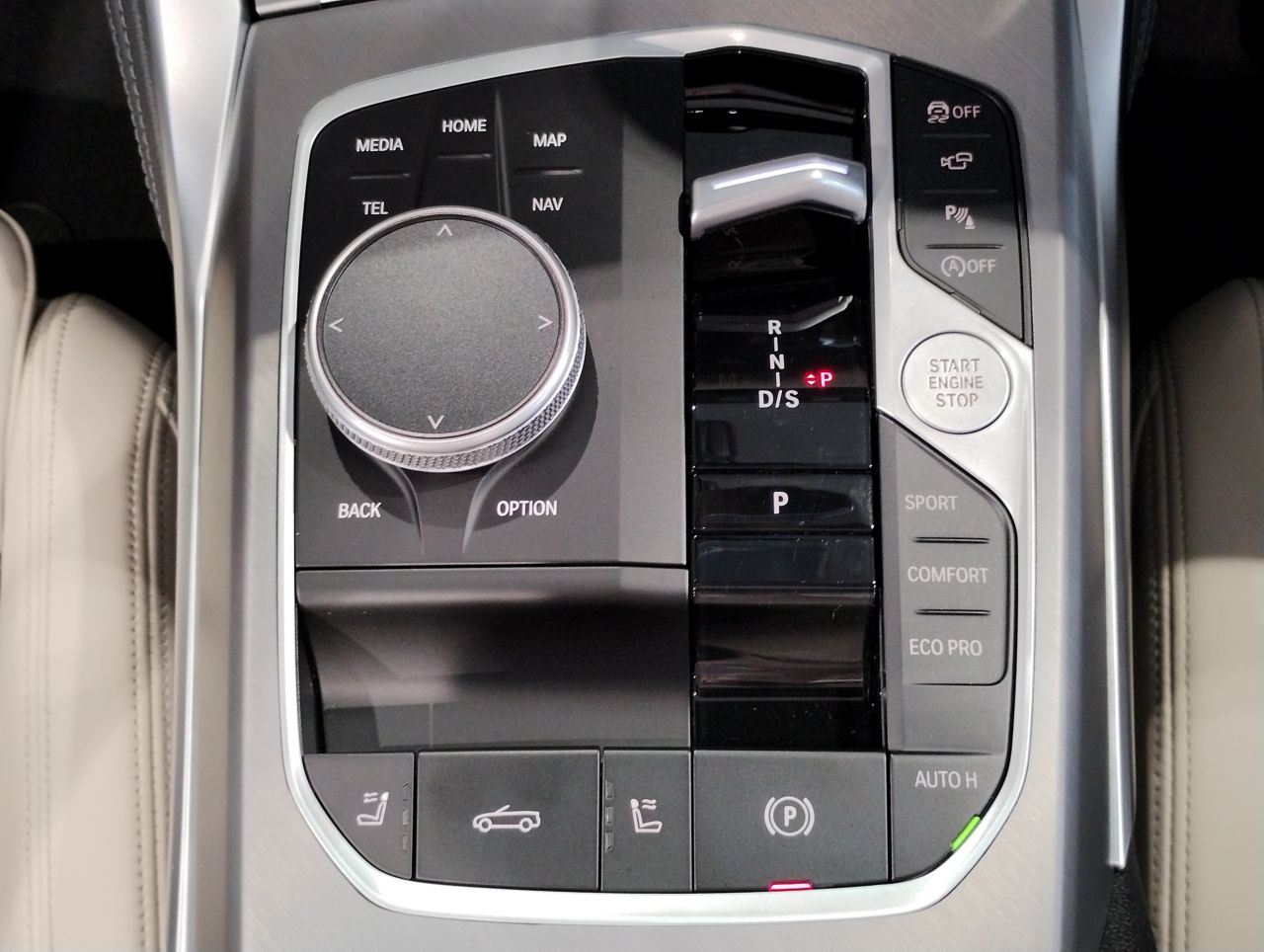 G** 4**i C********** B** 2**i RHD