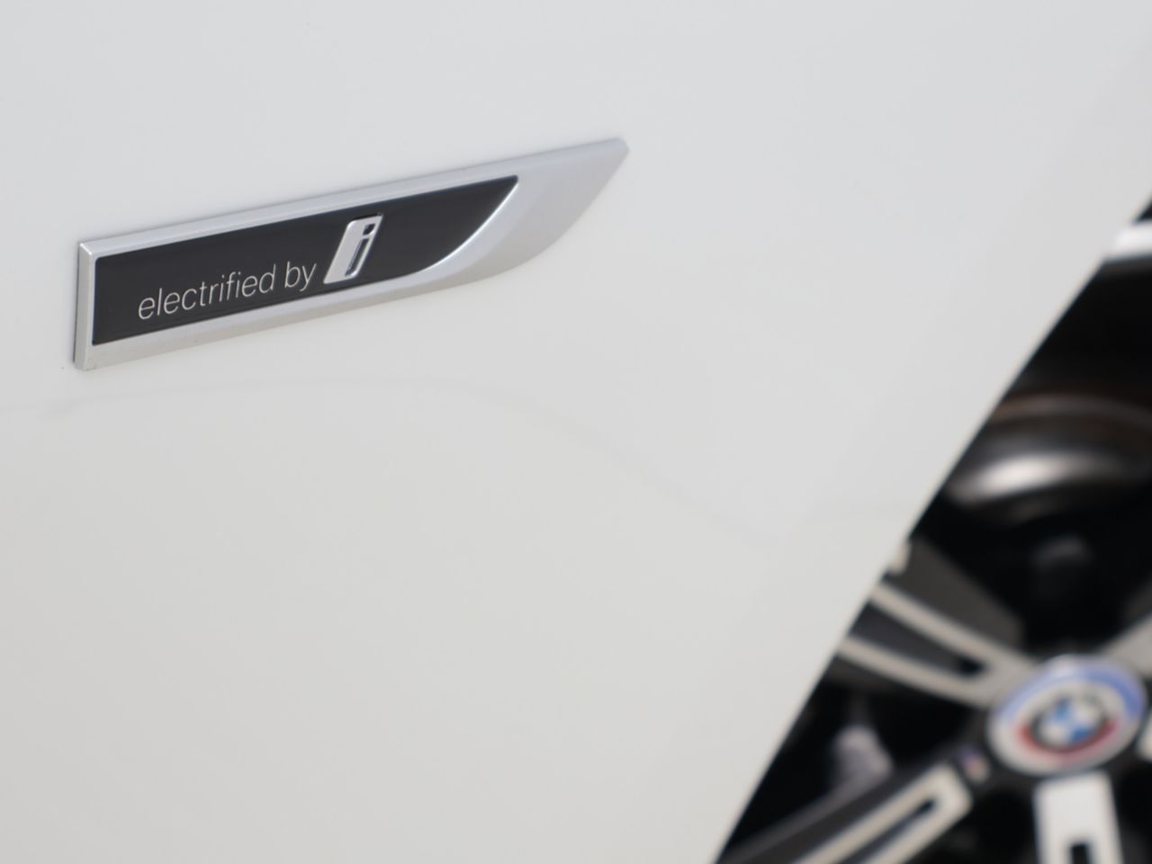 G20 330e Saloon LCI RHD MX