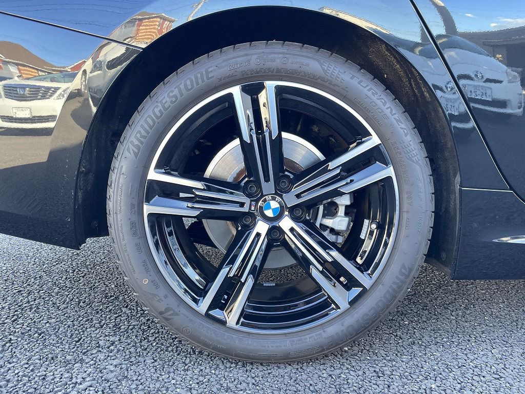 320d xDrive Berline RHD