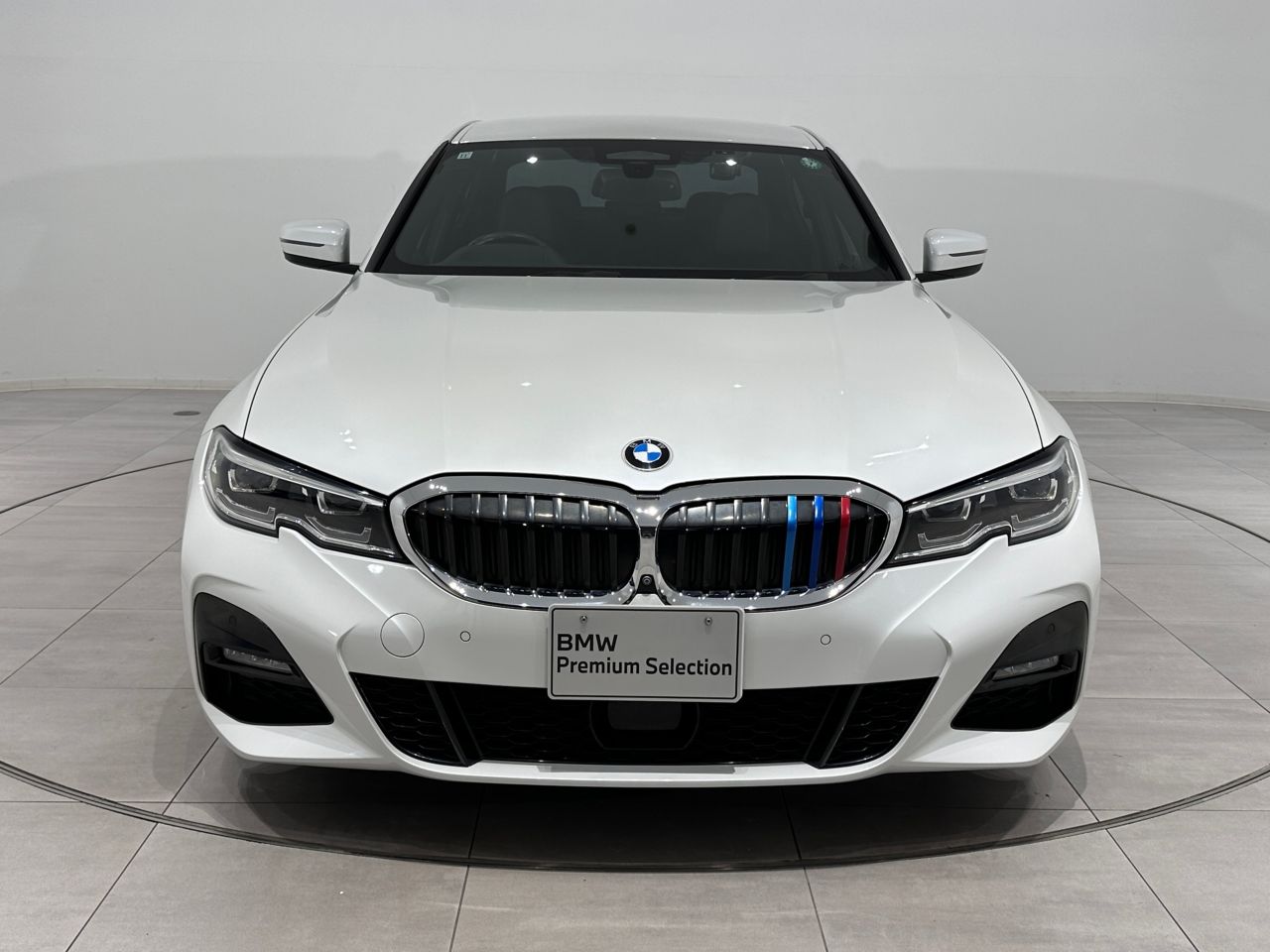 G20 320d xDrive RHD Saloon