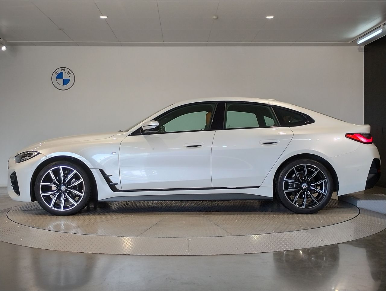 420i Gran Coupé RHD