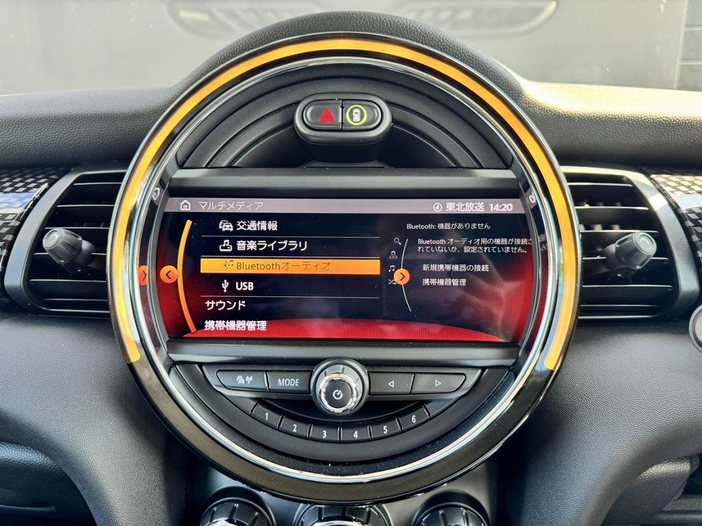 F55 COOPER S D(AT)