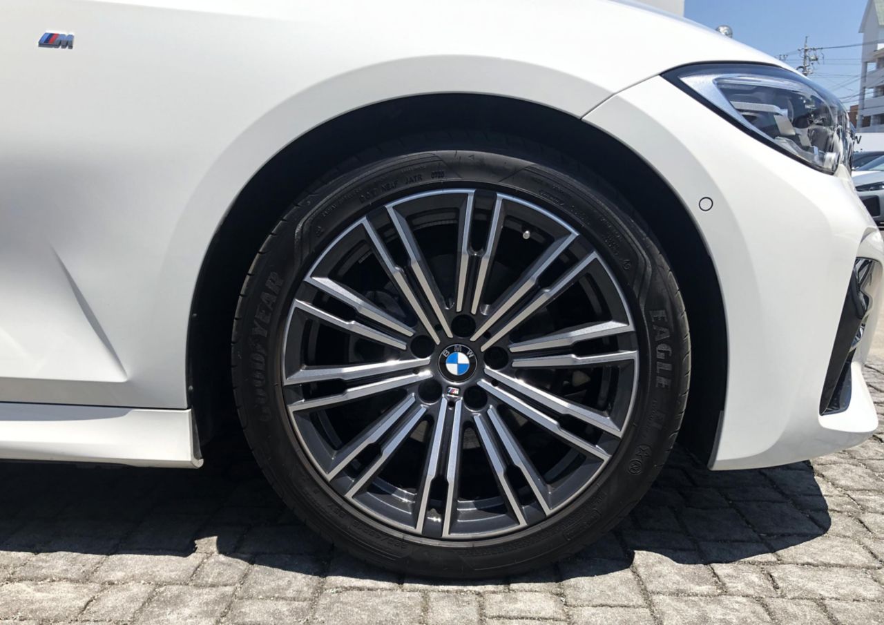 G21 320d xDrive Touring RHD