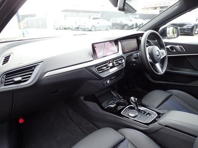 F40 118d Sports Hatch 5-door B47 2.0d