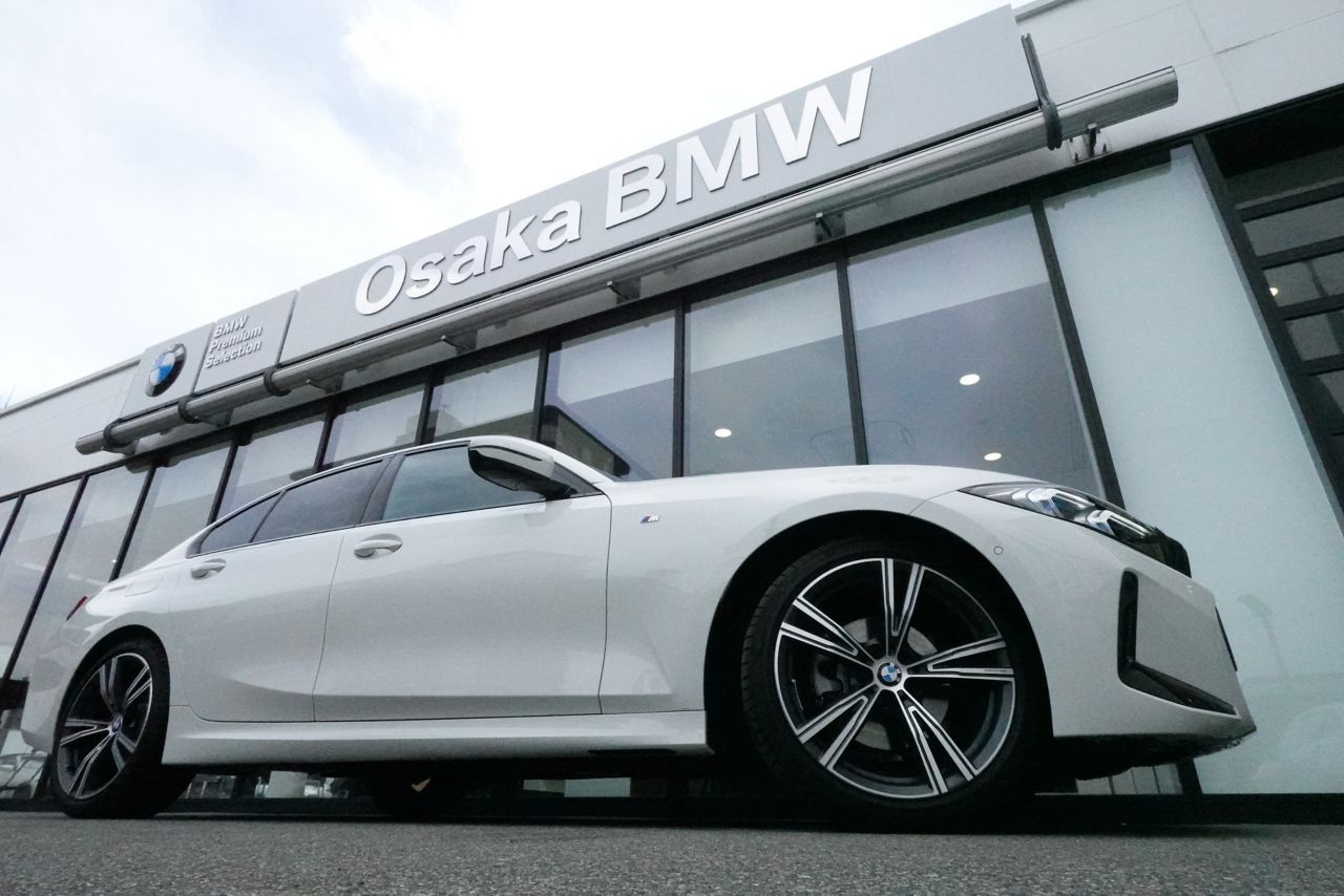 320d xDrive Berline RHD