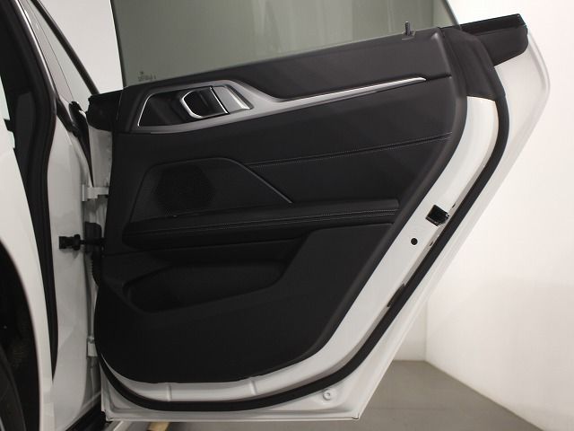 G26 420d xDrive Gran Coupe RHD