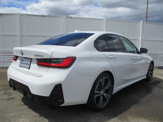 320d xDrive Berline RHD