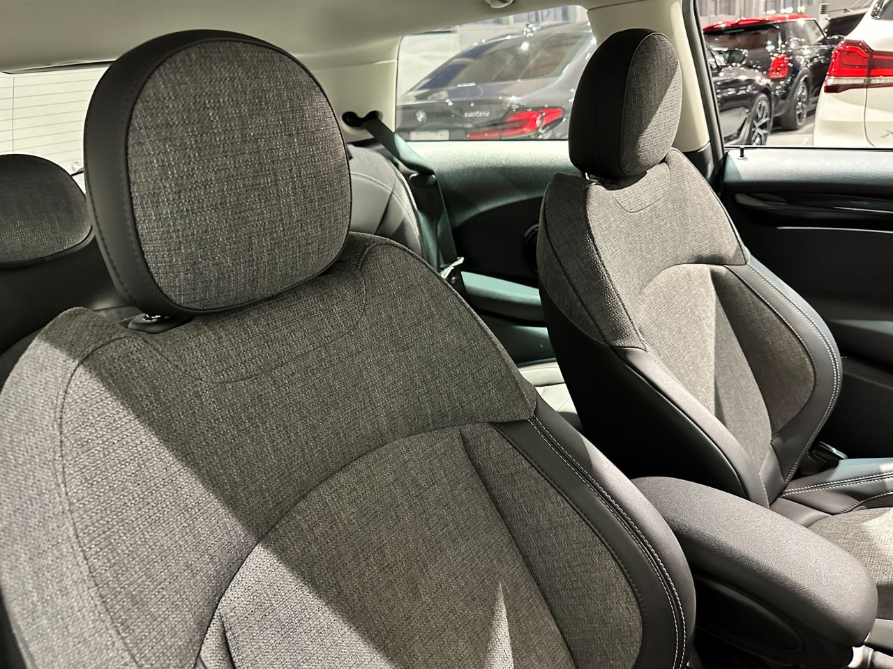 218I ACTIVE TOURER RHD