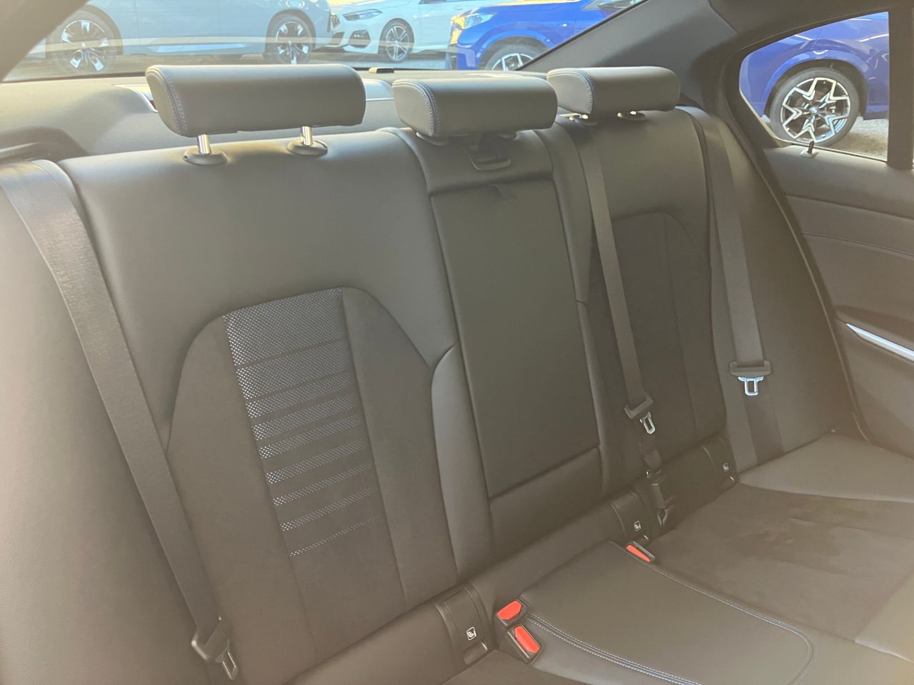 320d xDrive Berline RHD