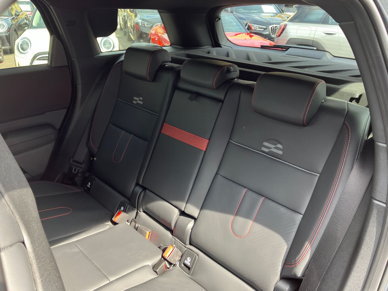 U25 MINI John Cooper Works Countryman ALL4