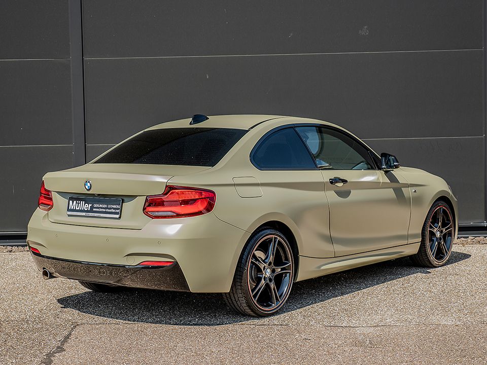 BMW 218