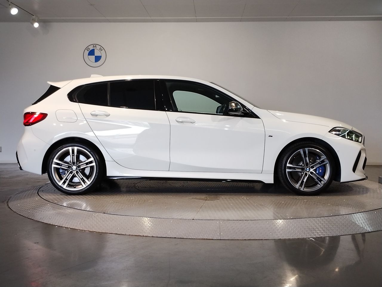 F40 M135i xDrive Sports Hatch 5-door B48 2.0i