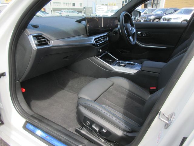 318i Touring RHD
