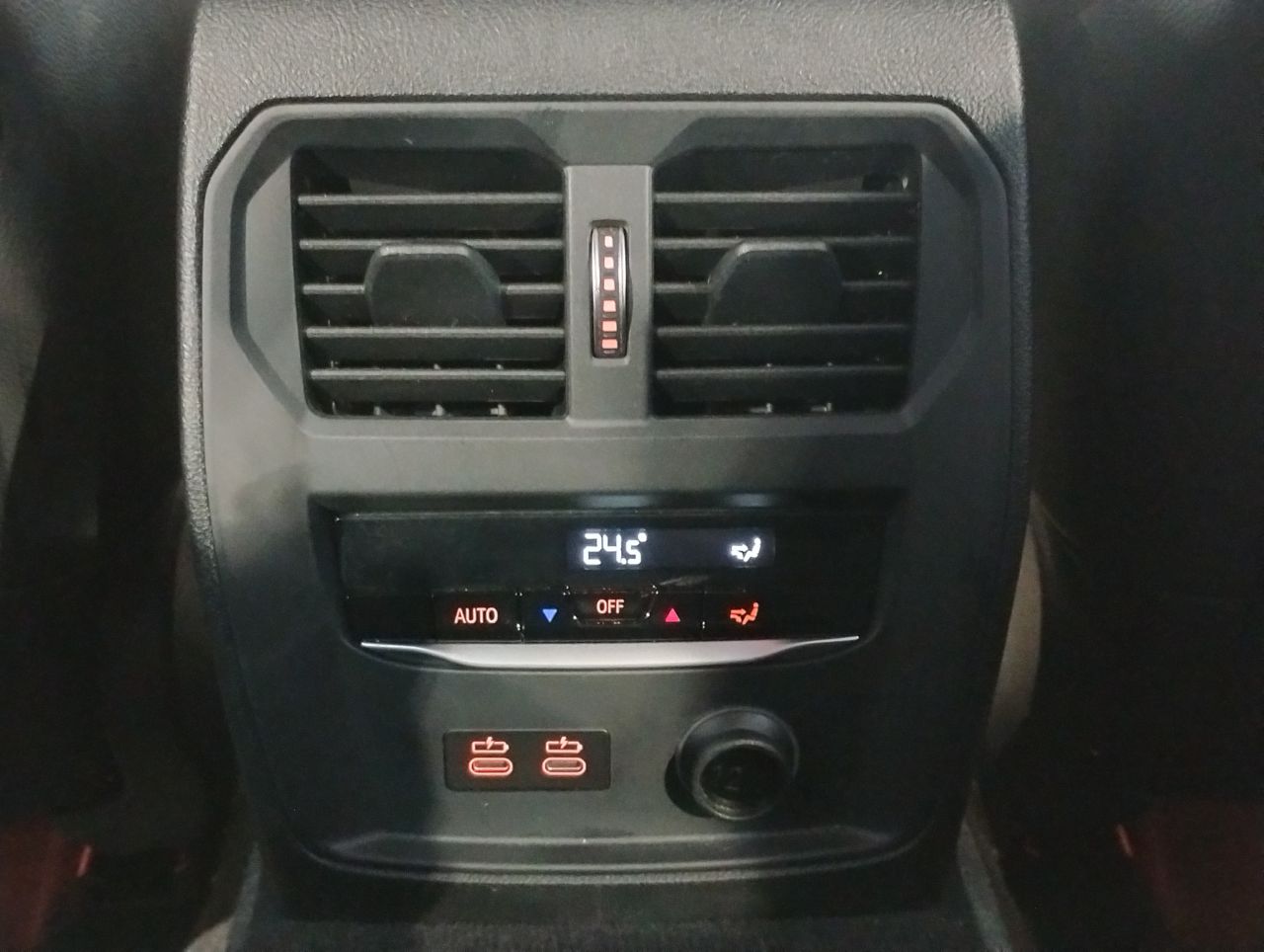 G21 320i RHD