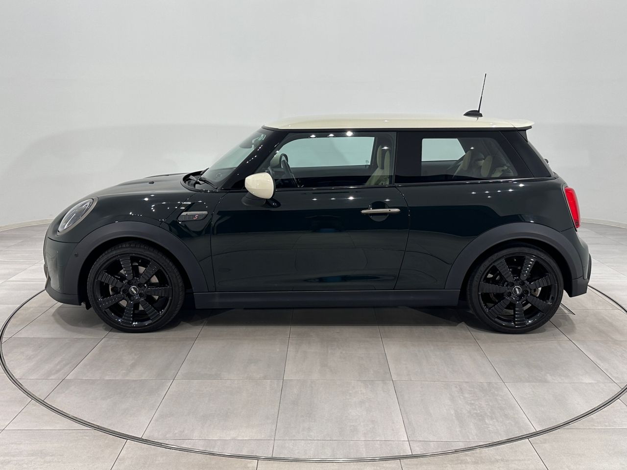 Cooper S 3 doors RHD