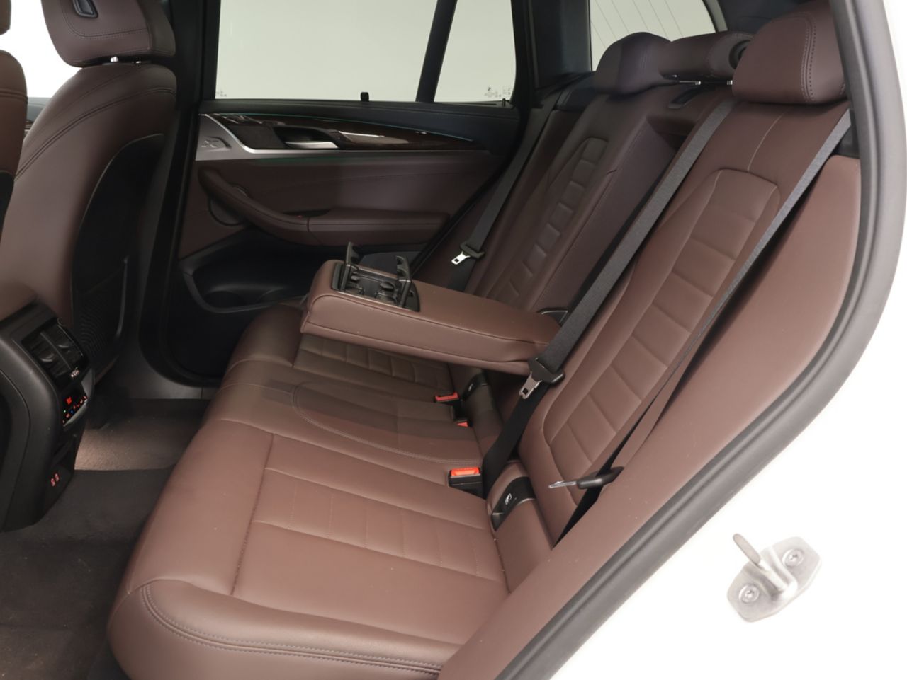 G01 X3 M40d RHD LCI ZA