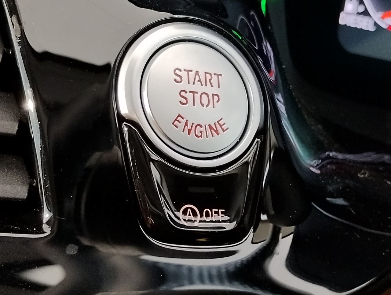 520d xDrive Sedan RHD