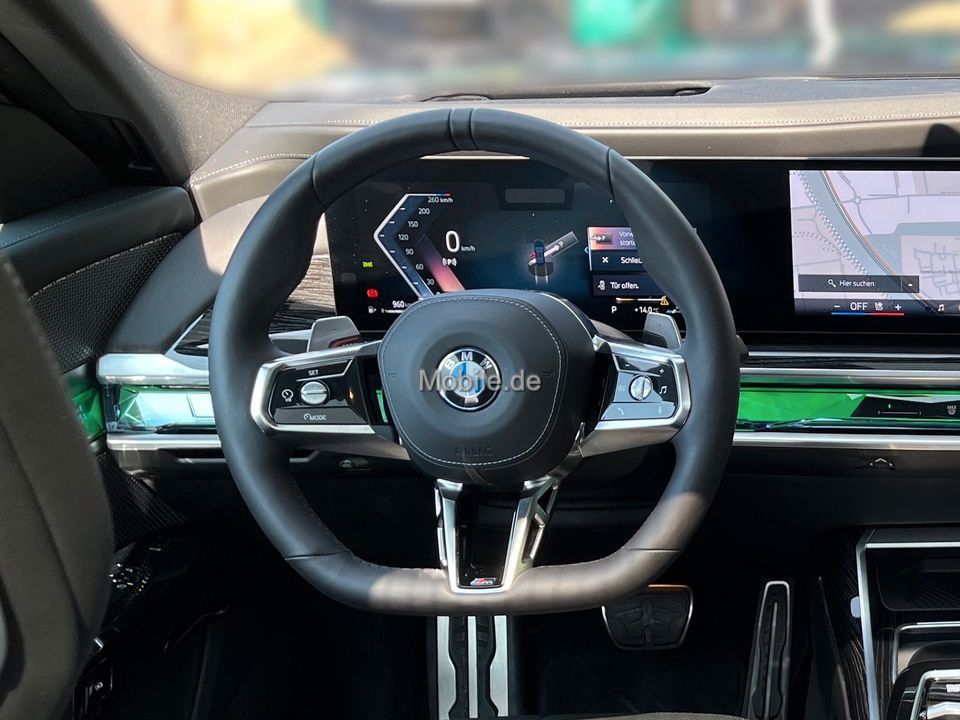 BMW 740