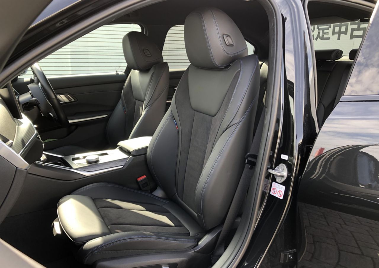 320d xDrive Berline RHD