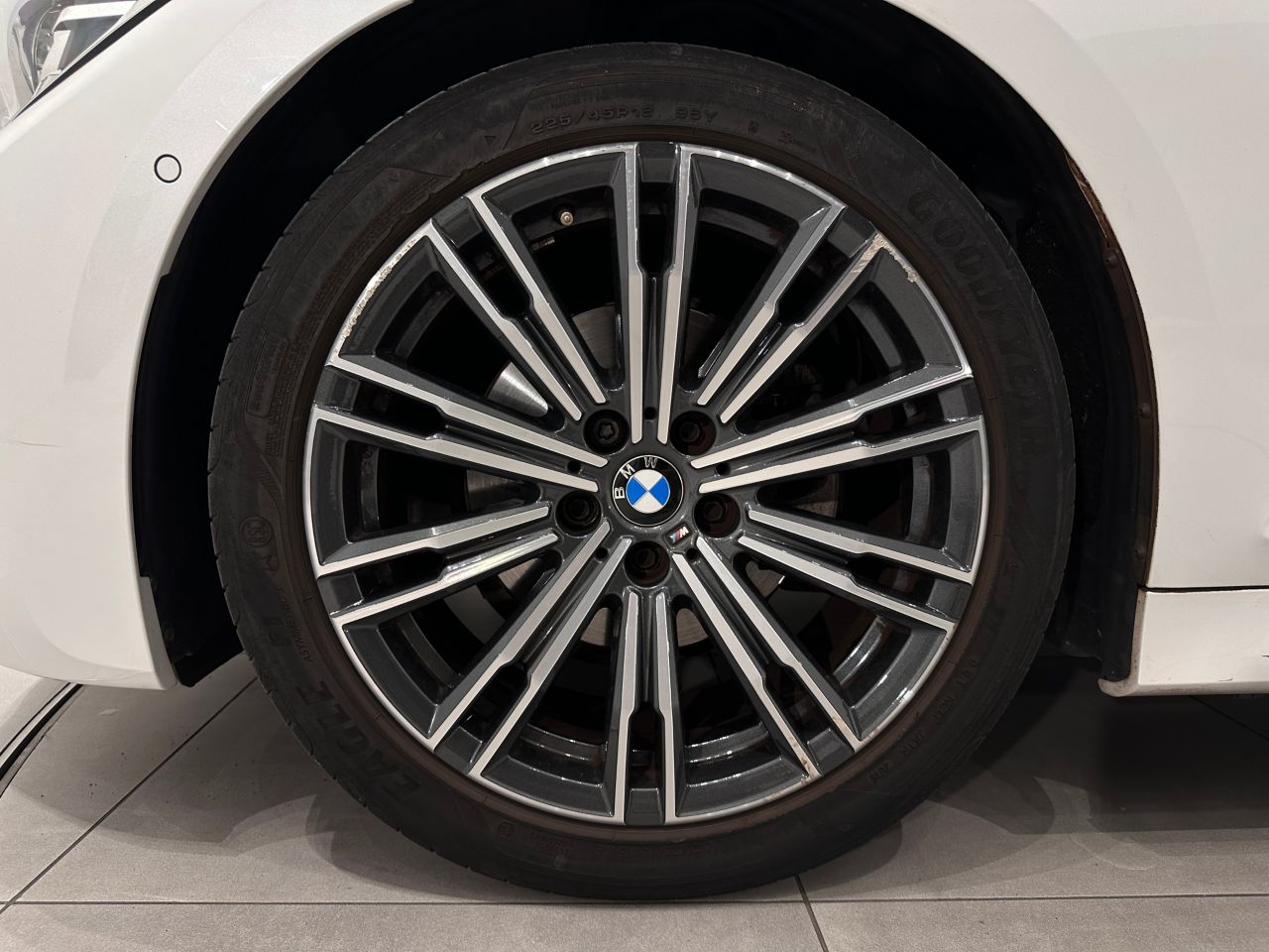 G20 320i Saloon RHD TU