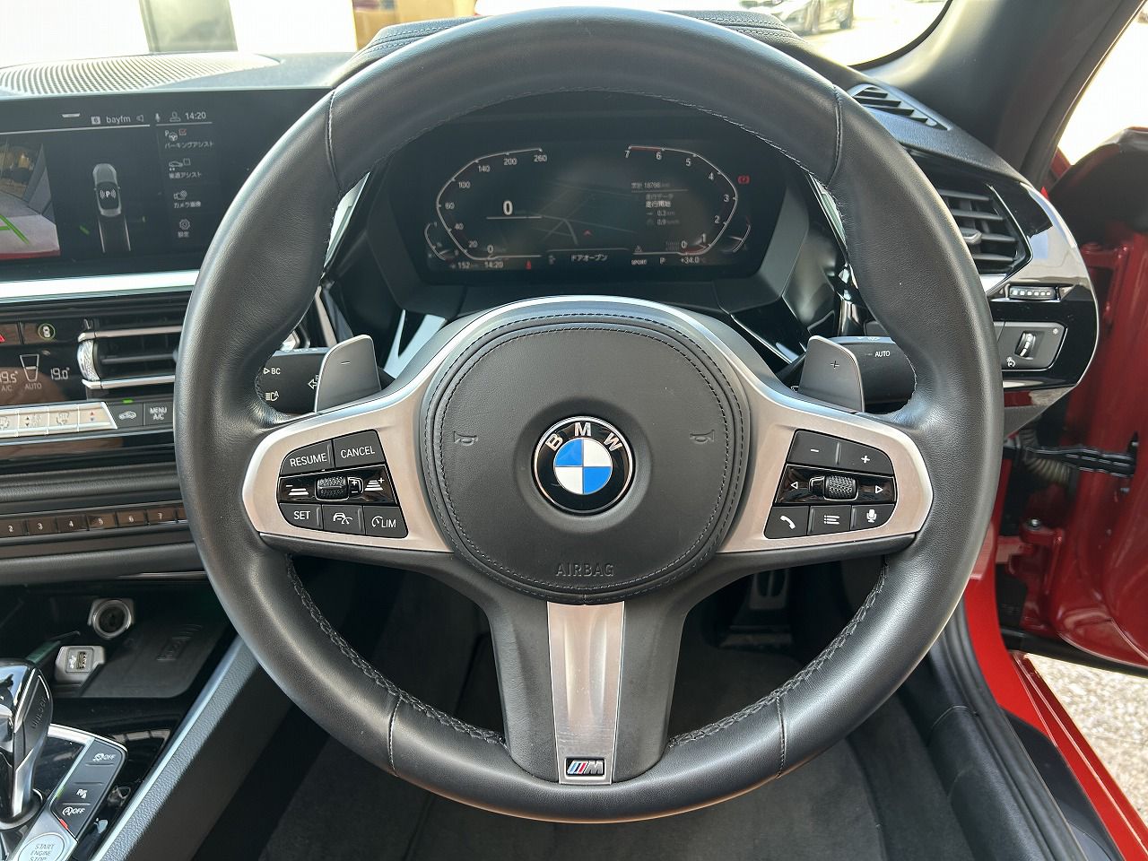 G29 z4 sDrive20i RHD
