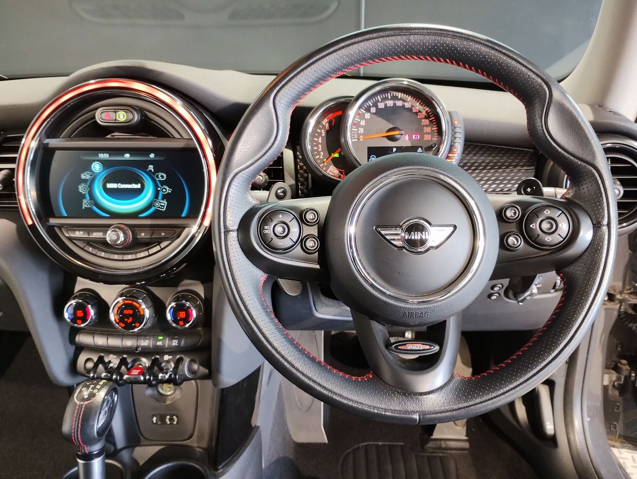 F56 MINI COOPER S