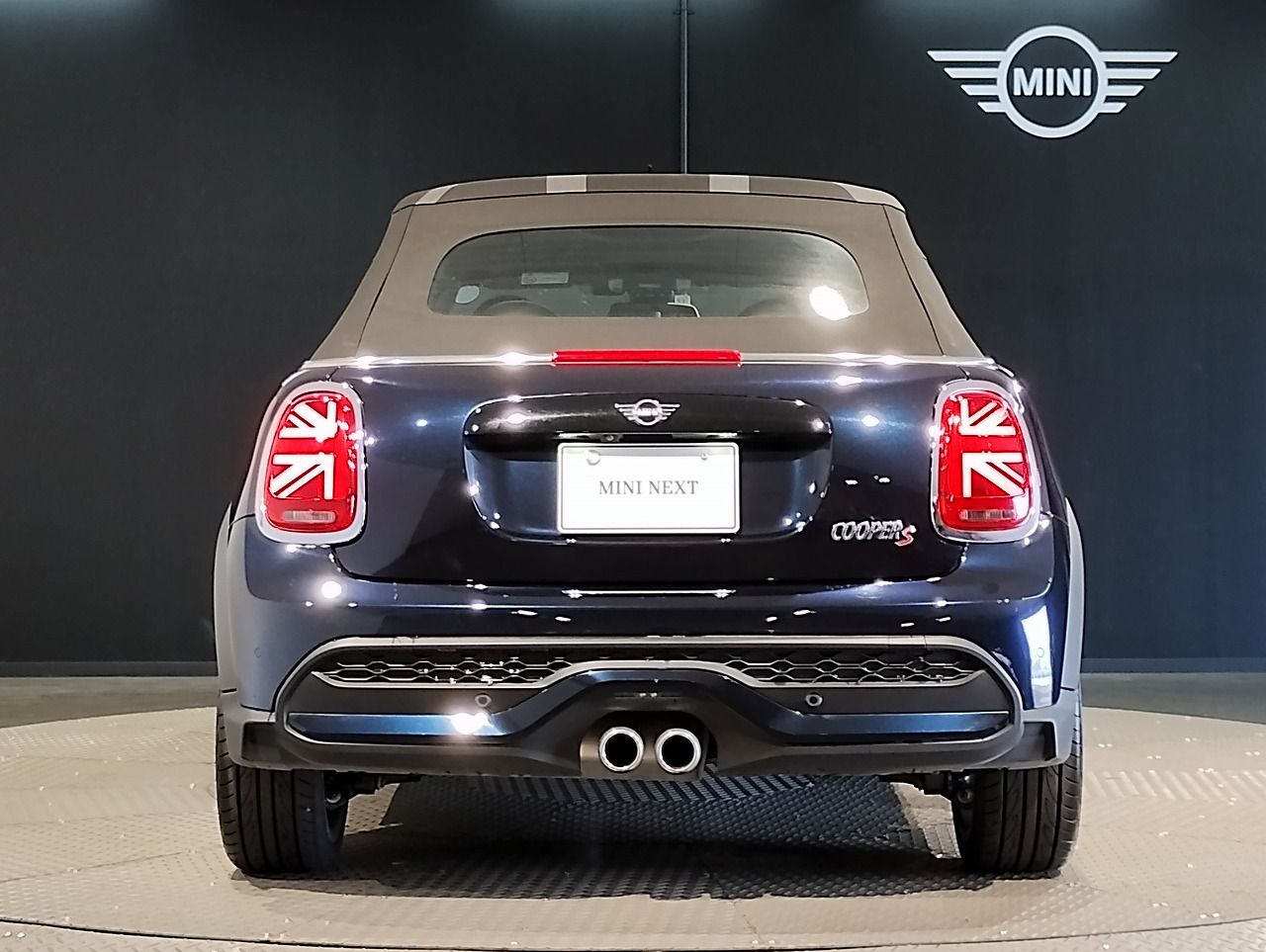 MINI Cooper S Convertible RHD