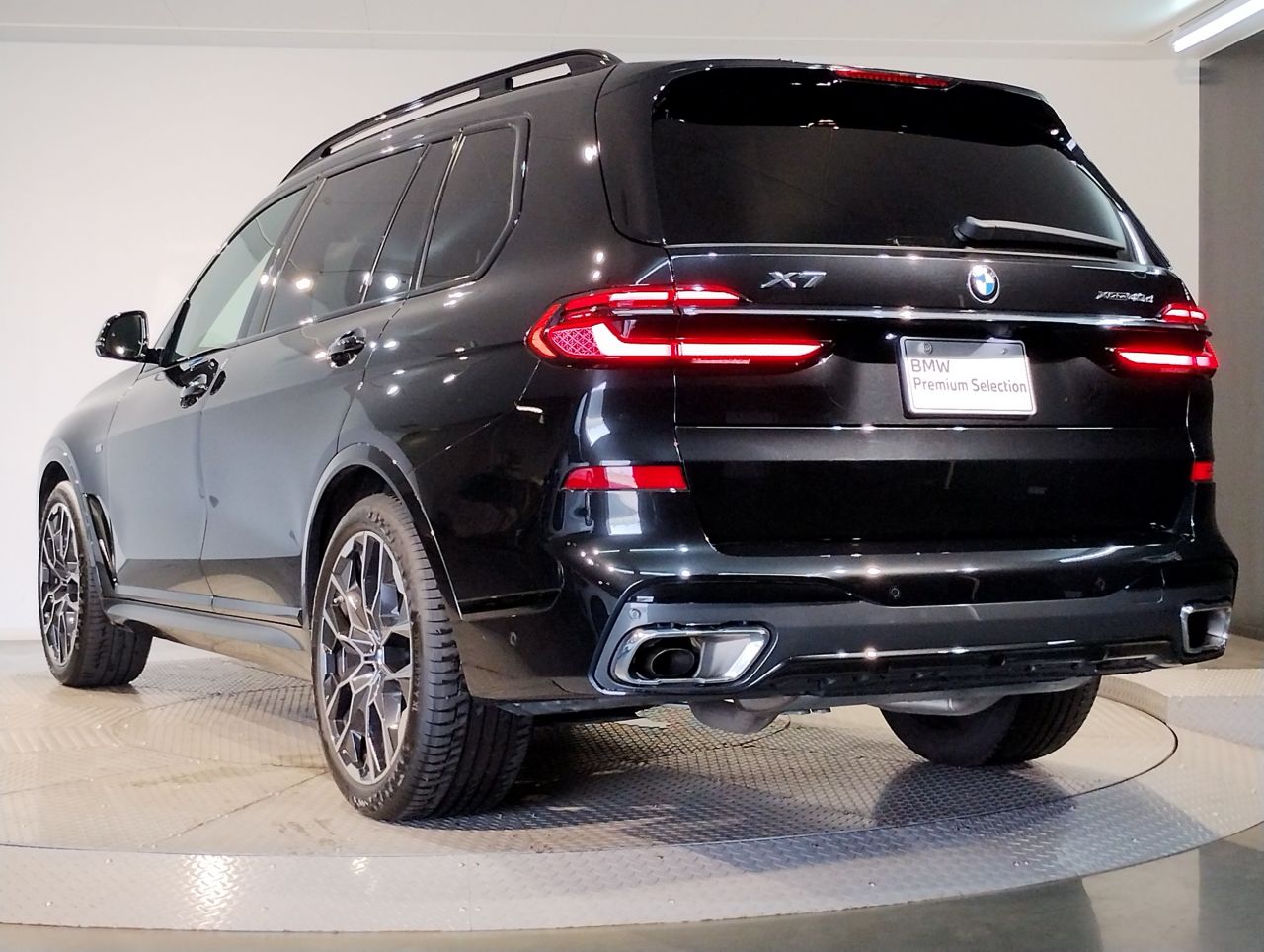 X7 xDrive40d RHD US