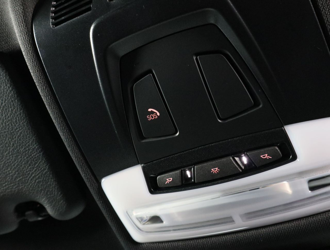 X1 sDrive18i RHD