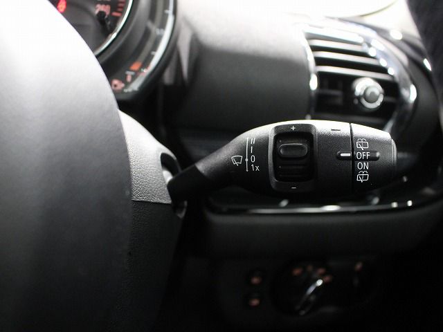 MINI CLUBMAN COOPER D