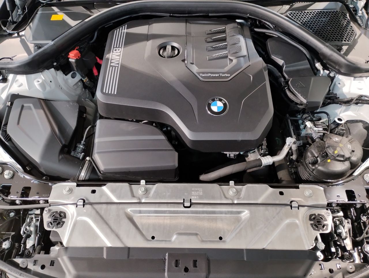 G20 320i Saloon LCI RHD MX