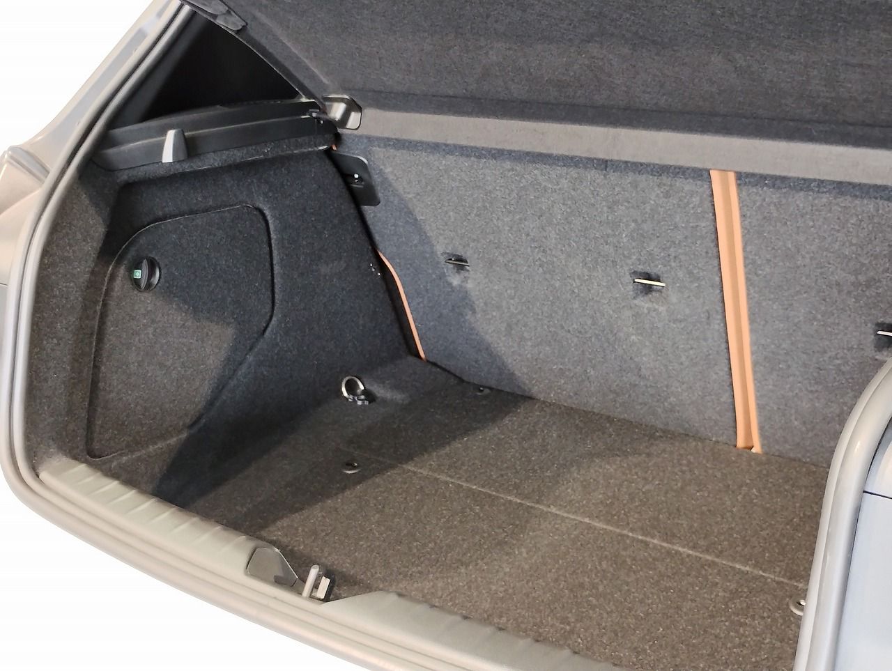 118 5DOOR RHD