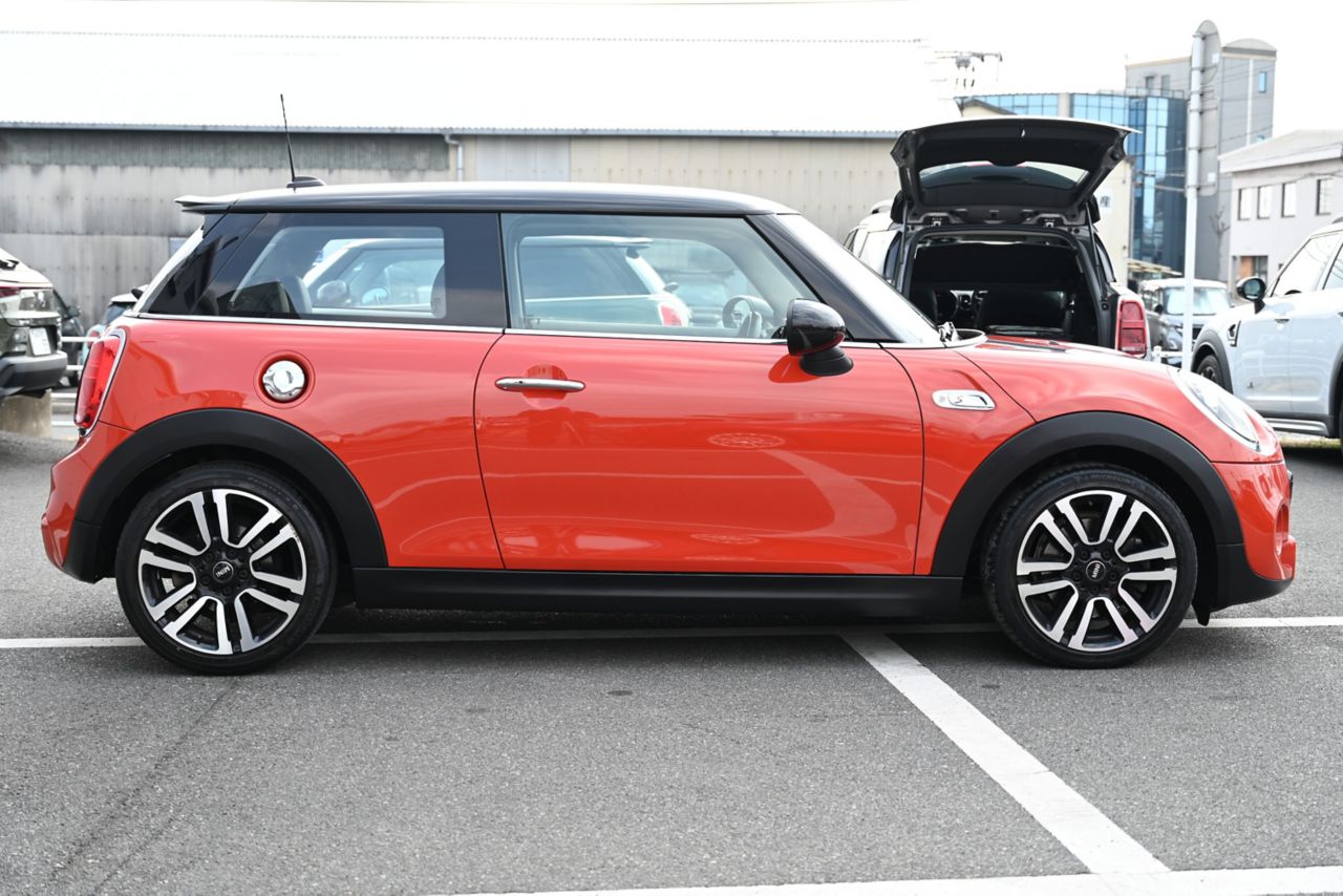 F56 MINI Cooper S 3-Door Hatch LCI