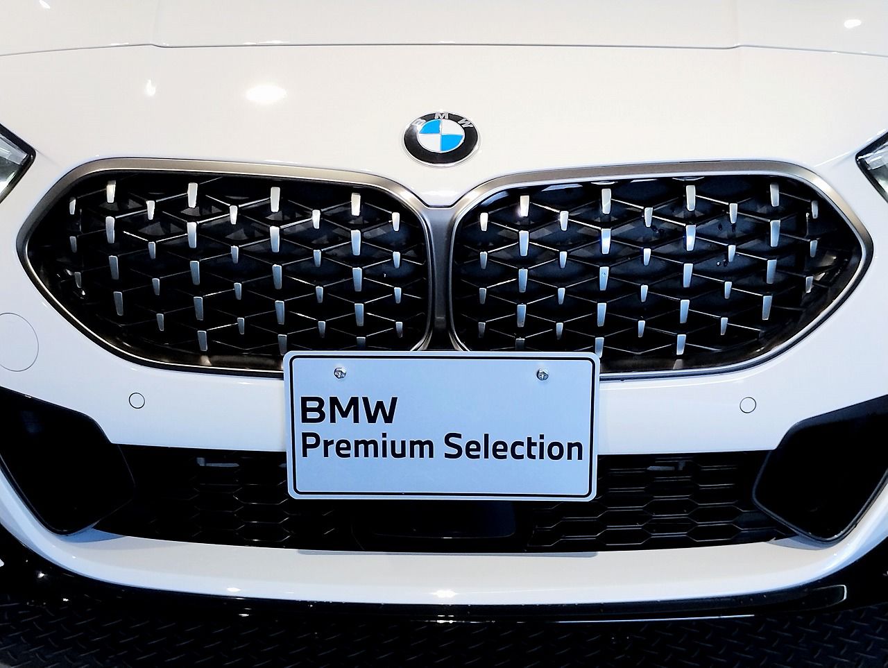 F4* **35i xDrive **** ***** B48 2.0i