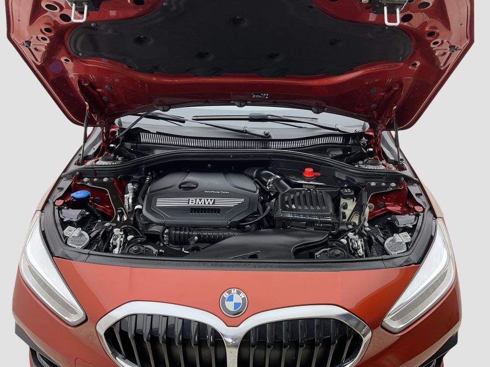 BMW 118
