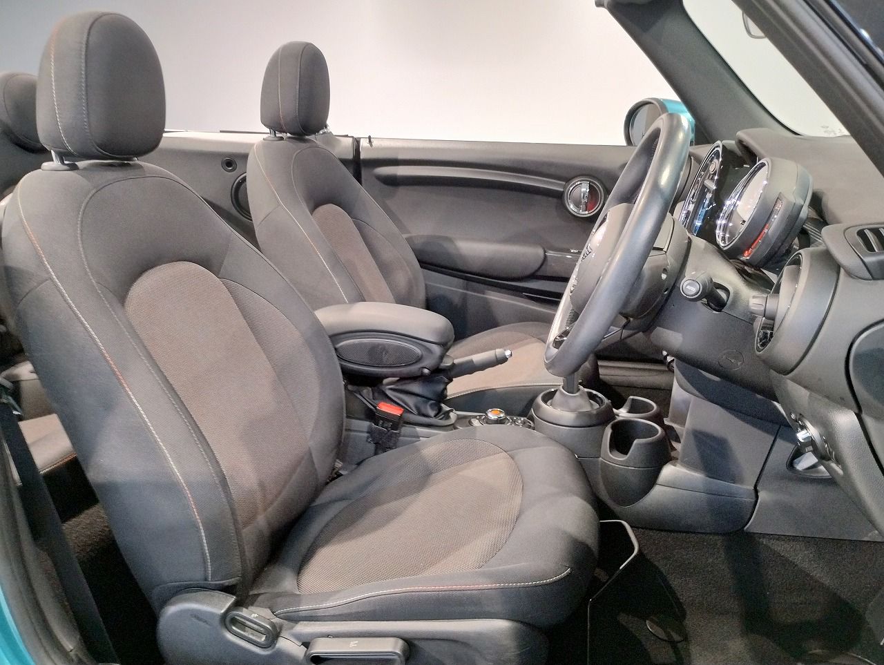 F57 MINI Cooper Convertible LCI