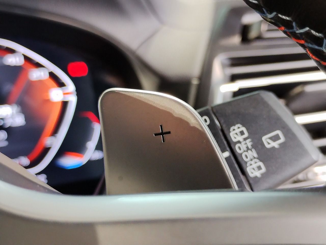 G01 X3 M40d RHD LCI ZA