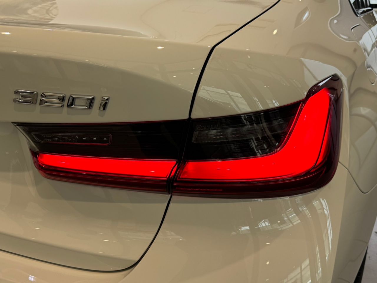 G20 320i Saloon LCI RHD MX