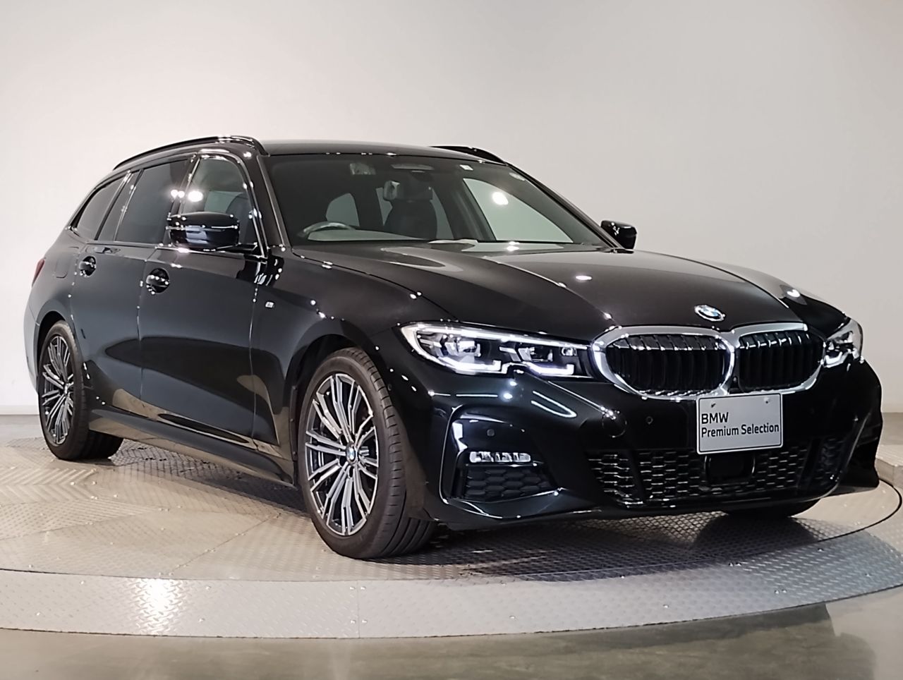 G21 320i RHD