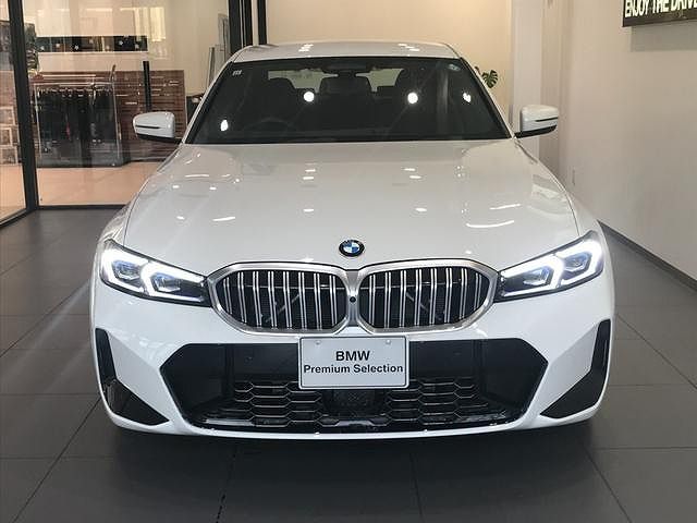 320d xDrive Berline RHD