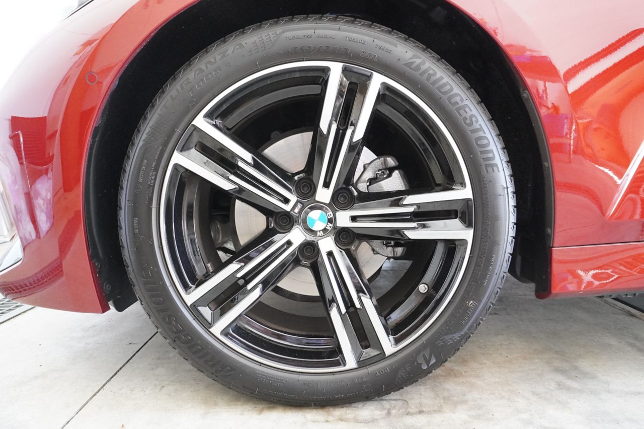 320d xDrive Berline RHD