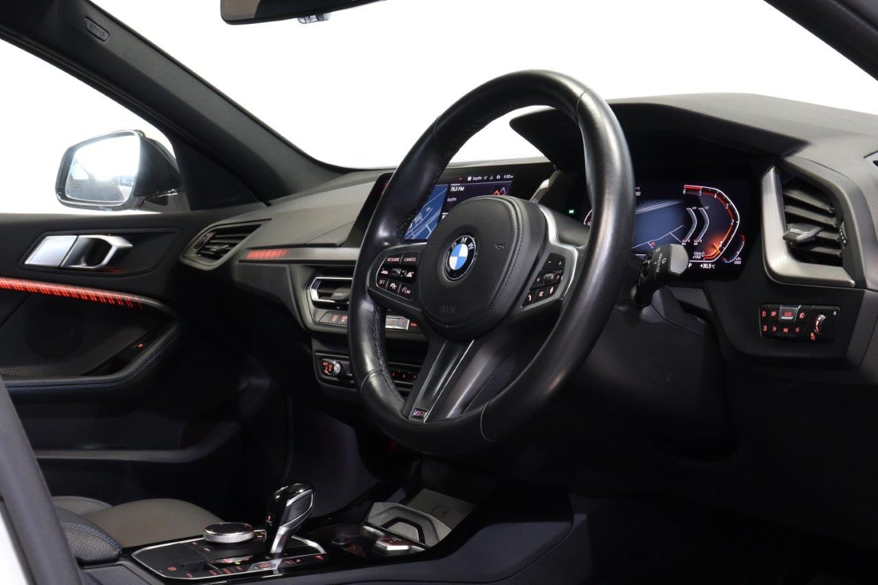 F40 118d Sports Hatch 5-door B47 2.0d