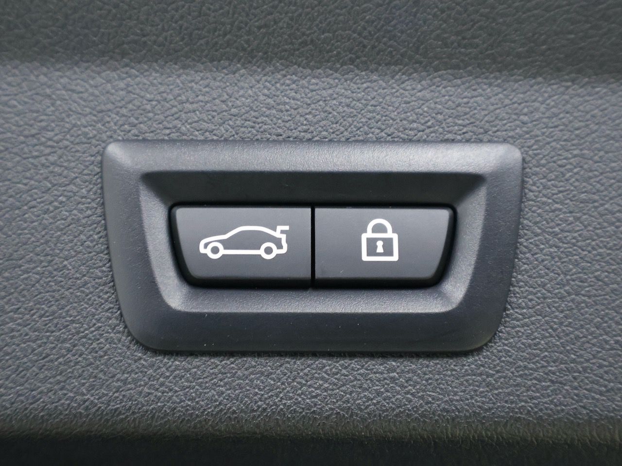 F40 118d Sports Hatch 5-door B47 2.0d